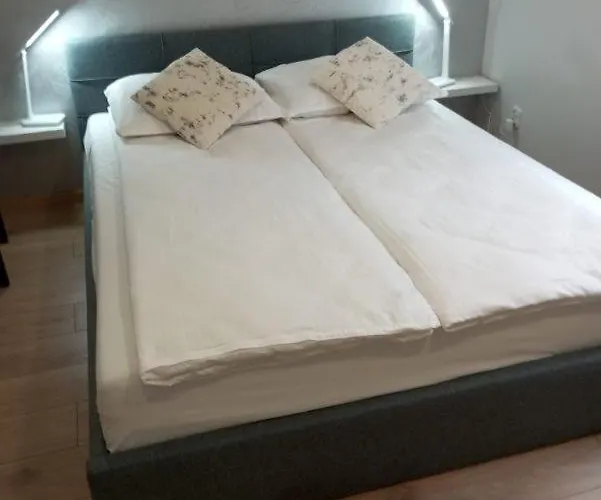 公寓 Apartament-mieszkanie Dwupokojowe, Centrum